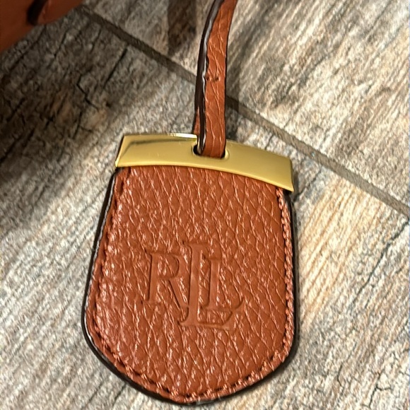 IN THE BAG! - Picture 5 of 13